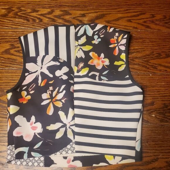 Clover Canyon floral neoprene print disc crop top - Picture 4 of 4